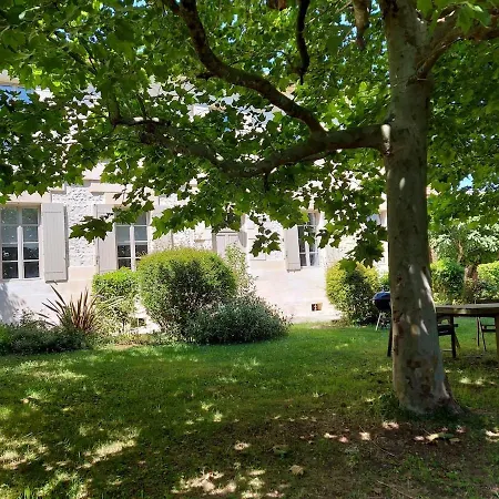 Dom wakacyjny Maison De Charme Saint-Georges-des-Agoûts